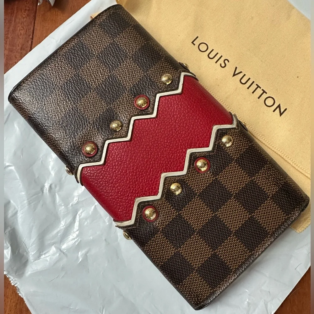 💎 RARE Collectible Louis Vuitton Damier Ebene Karakoram Sarah Red Zigzag Studs